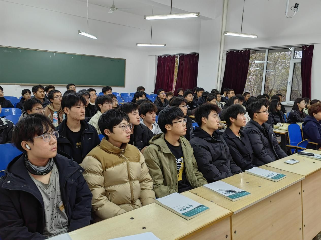 7241201d19f5ae34303fa37d1c7e35c